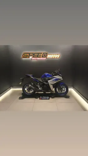 Yamaha R3 ABS