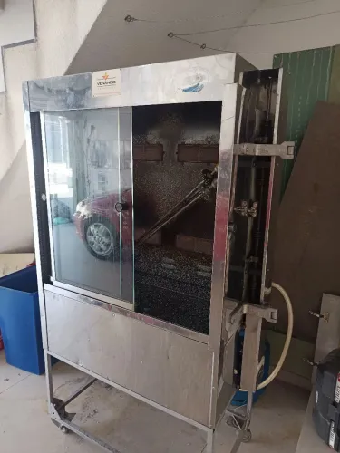 Forno Venâncio a gás bem conservado quatro espeto