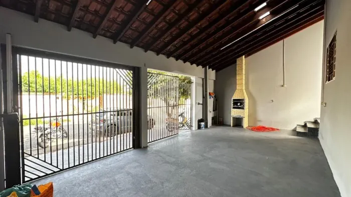 Casa para locação com 3 quartos 130m²- Jardim Gerson França