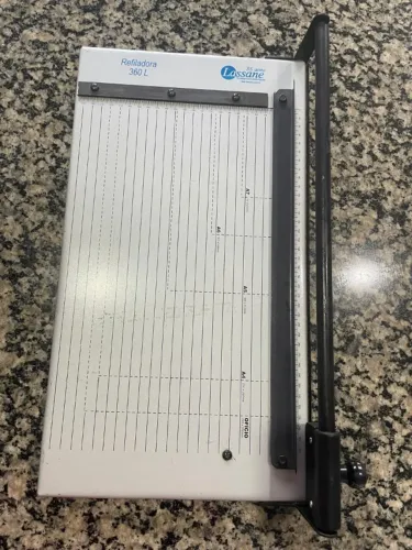 Refiladora Guilhotina Lassane Corte Rotativo 360mm em Ótimo Estado