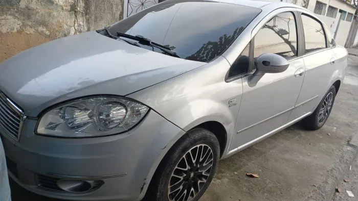 Fiat Linea 1.9/ HLX 1.9/1.8 Flex Dualogic 4P 2010