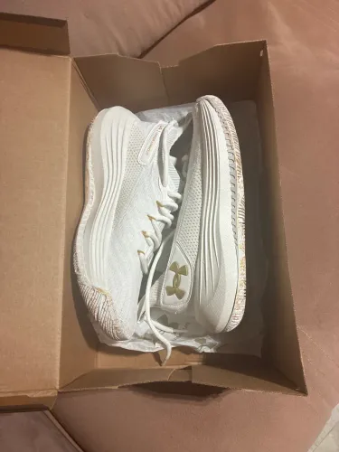 Tênis under Armour