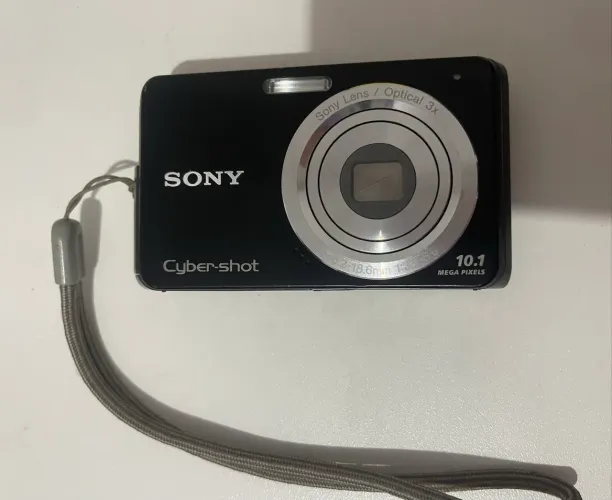 Câmera Sony Cybershot DSC W180