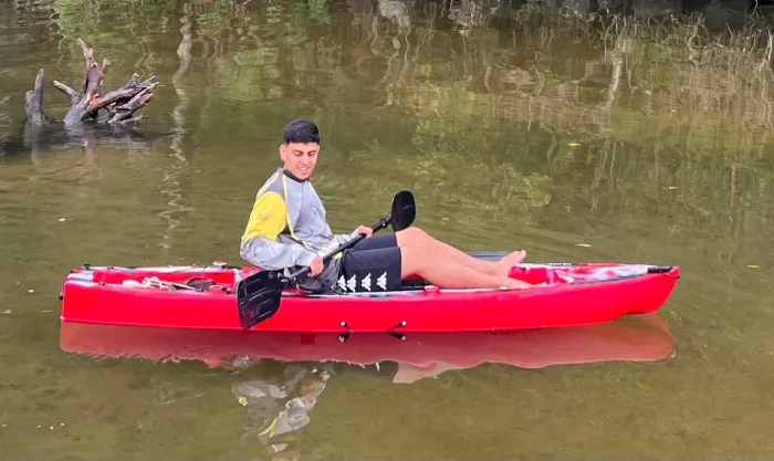 Caiaque de Pesca Individual Completo - Excelente Estad