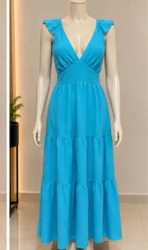 Vestido longo azul em crepe