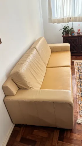 Sofá 4 lugares couro sintético 