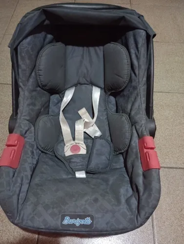 Vendo bebê conforto