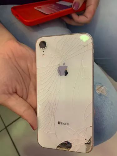 iPhone XR