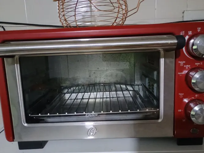 FORNO ELÉTRICO SEMI NOVO.