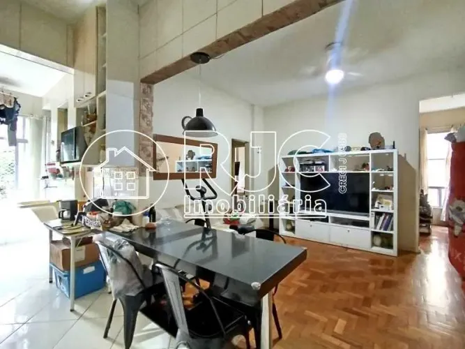 Apartamento : Padrão / Residencial / Tijuca