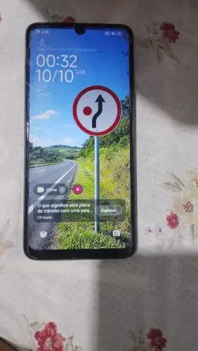 Vendo esse Redmi 13C. 256Gigas
