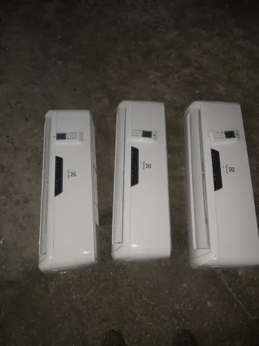 Vendo 3 evaporadora para ar condicionado