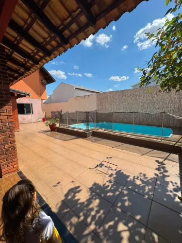 Sobrado com 4 suites no Bairro Santa Cruz II
