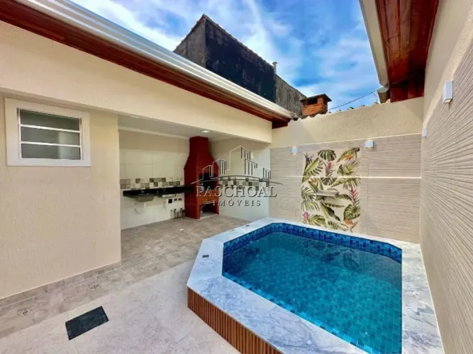 Casa Geminada 2 Quartos e Piscina no Caiçara