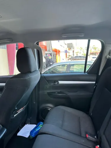 Toyota Hilux CD SR 4X4 2.8 TDI Diesel Aut. 2024