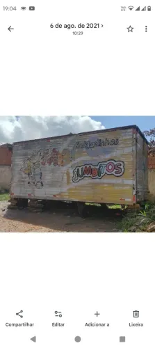 Vendo ou troco um baú para caminhão *