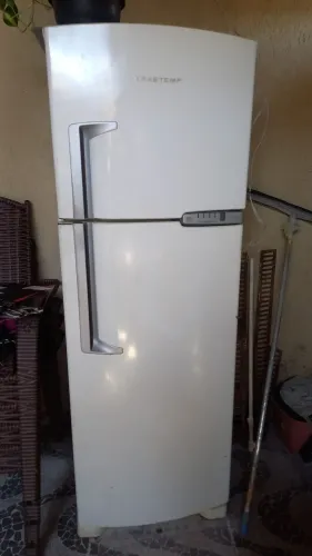 Vendo geladeira Brastemp em ótimas condições