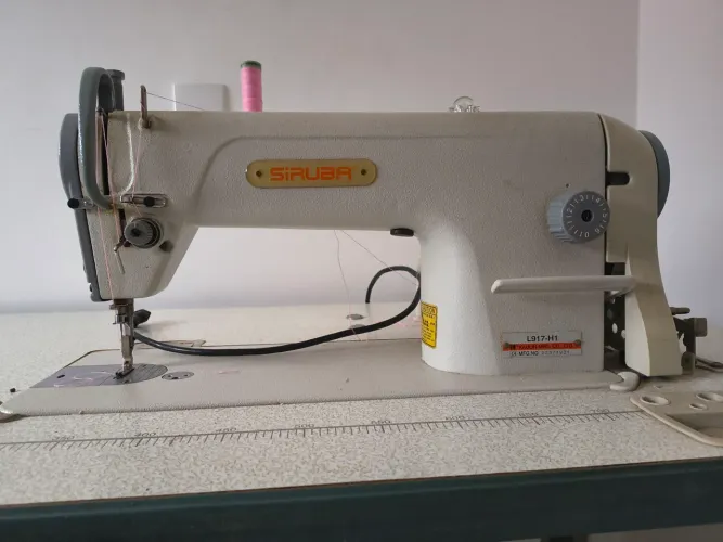 Máquina reta industrial 