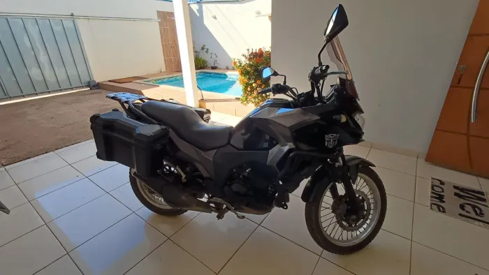 OPORTUNIDADE Kawasaki Versys-X 300 Tourer 2018 - pneus, relação, pastilhas novas - IPVA OK