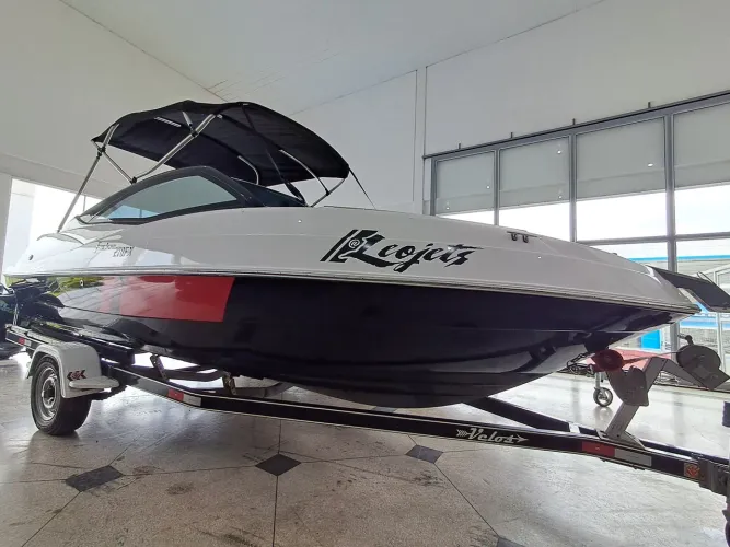 Lancha Focker 210 - 2020 - Motor 150 HP - Lancha Focker 212 Lancha Lancha Focker 188