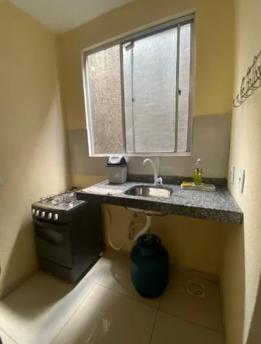 ALUGA-SE APARTAMENTO COMPACTO MOBILIADO - PARANGABA ? 720,00
