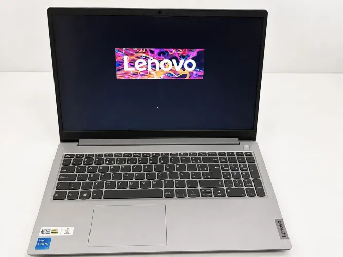 Notebook Lenovo Intel core i3