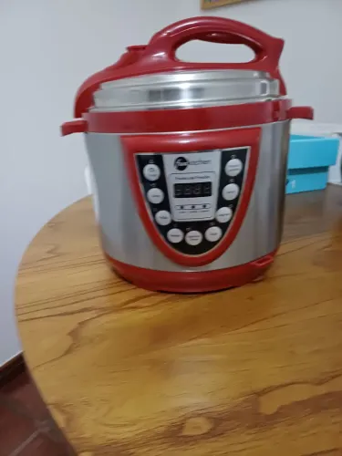 Panela de pressão elétrica