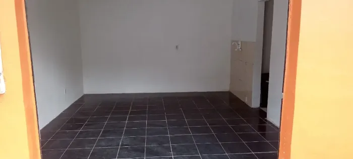 Aluga-se Ponto Comercial 
