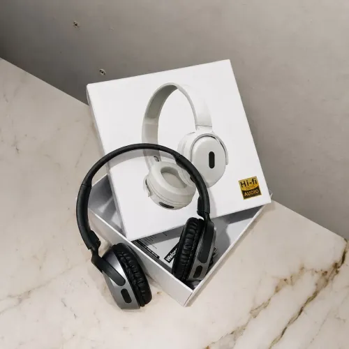 Headphone