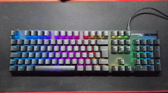 Teclado mecanico hyperx alloy origins