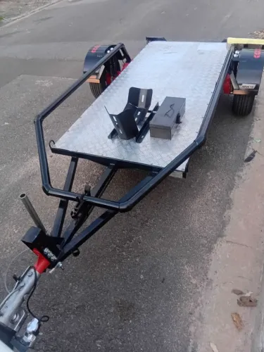 Vendo carretinha vasculante para motos