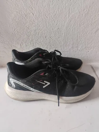 EXCELENTE TÊNIS N 38
