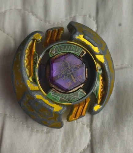 BEYBLADE QUETZALCOATL 90FB AUTÊNTICO TAKARA TOMY