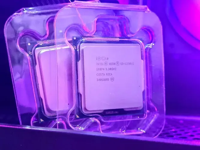 Processador Xeon 1230v2 (I7 3770) 4N/8T LGA 1155