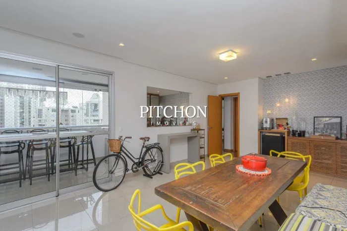 Apartamento à venda com área de 125 m², 3 quartos (1 suíte) com varanda gourmet e 2 vagas