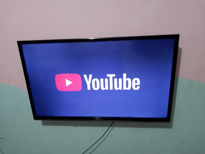 Tv 32 LG smart viera Netflix/YouTube