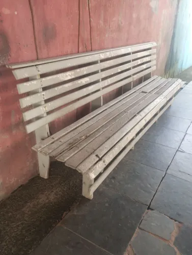 Vendo banco de praça grande !!!