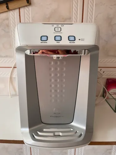 Purificador De Água Gelada Fria E Natural Eletrônico Compacto Electrolux Painel Touch