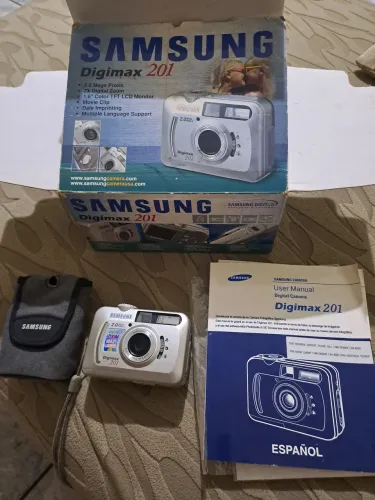 Maquina Samsung Digimax 201 retro
