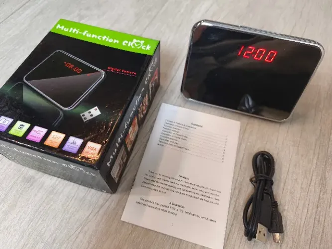 Relógio Despertador Digital com Câmera 2MP + Caixa e Acessórios completo | Como novo