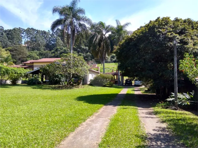 Chácara com 3 quartos à venda em Chácara jaraguá - SP