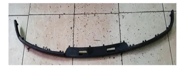 Friso Para-choque Traseiro Polo Hatch 2002 2003 2004 05 2006 Preto
