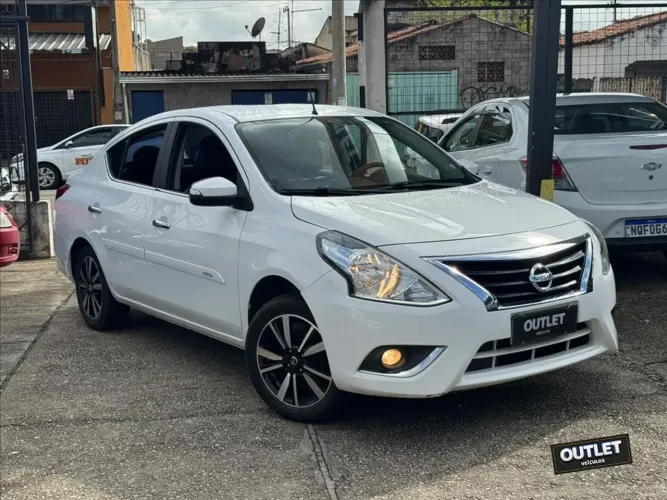 Nissan Versa SL 1.6 16V Flexstart 4P Aut. 2018
