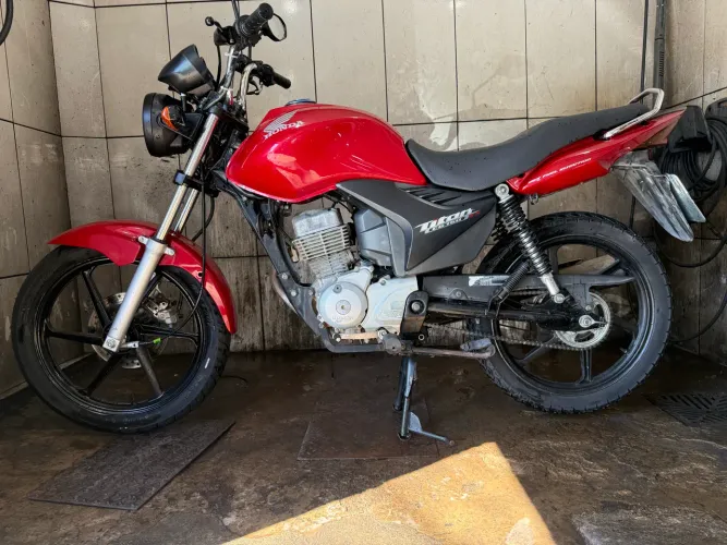 Fan 150 2012moto muito econômica boa para trabalhar