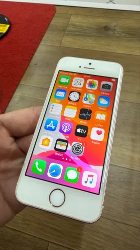 iphone SE 1 geracao gold rose 