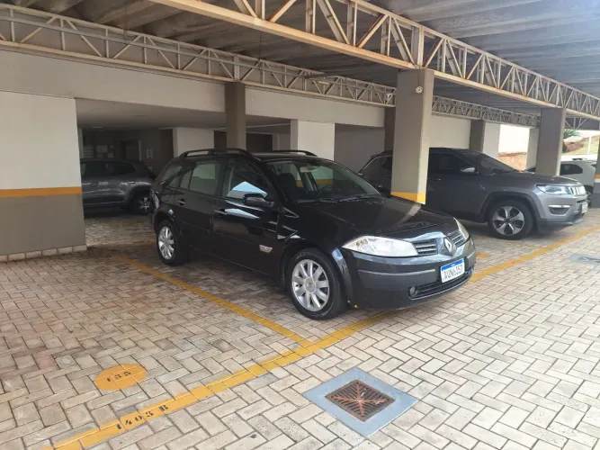 Renault Megane Grand Tour Dynam. Hi-flex 1.6 16V 2012