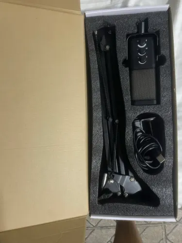 Microfone Gamer Pc Condensador Rgb Com Braço Articulado