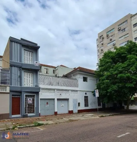 Edifício (prédio) com 03 apartamentos de 01 dormitório no Bairro Auxiliadora