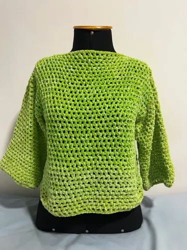 BLUSA DE MANGA FELPUDA FEMININA ARTESANAL VERDE