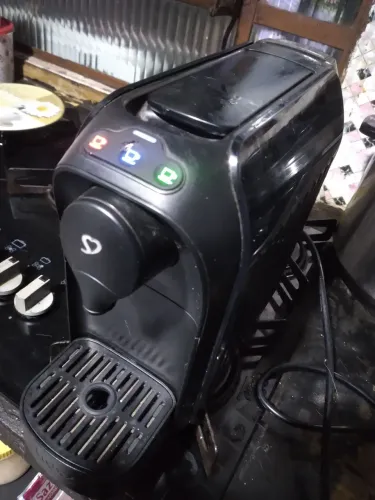 Cafeteira 3 corações, usada em bom estado
